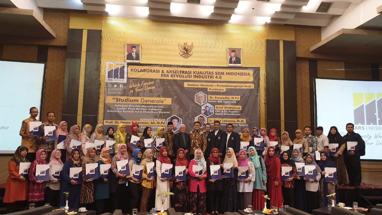 Seminar Nasional ARS University, Penandatanganan MoU, dan Studium Generale, Kepala LLDIKTI IV Jabar & Banten pun Ikut Mengisi Acara